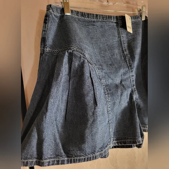 NWT Free People Dark Blue Denim Lily Shorts - Picture 7 of 9